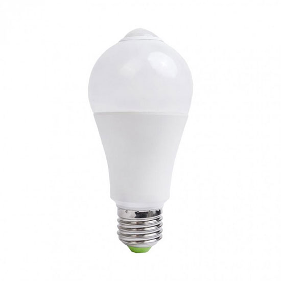 Lightex LED лампа със сензор за движение E27 А60 7W 4000K 600lm 360° 6м